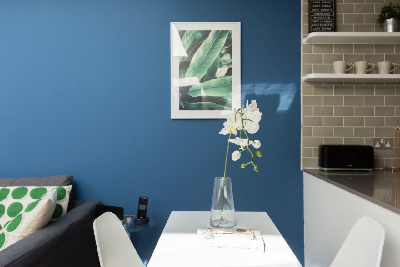 The Navy Court - Scandinavian Inspired 4Bdr Home Oxford Bagian luar foto
